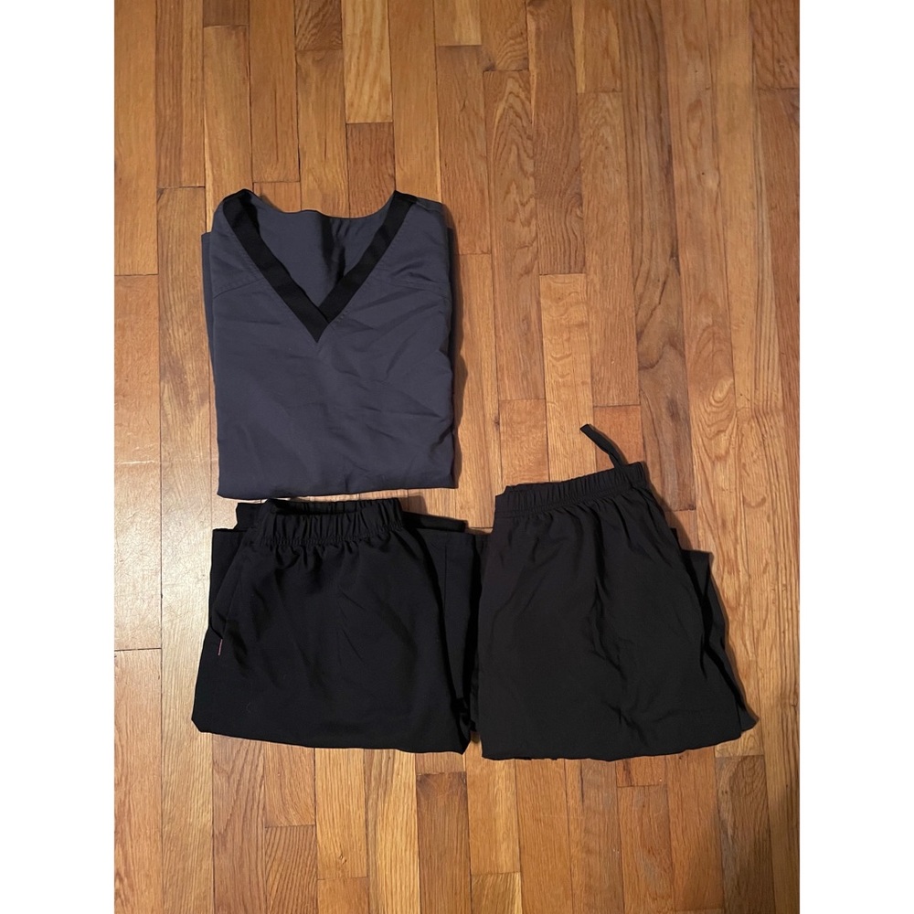 Scrubstar scrubs